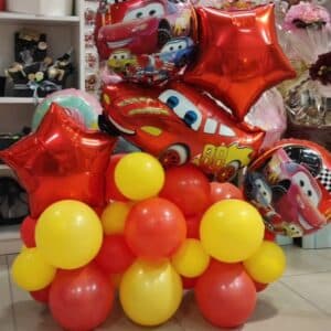 Композиция от балони с Маккуин Cars Колите