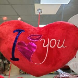 Червена плюшена възглавничка "I Love You"
